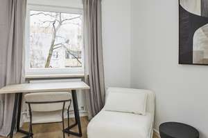 Neurenoviertes Zimmer. Neugründung 4-Zimmer WG! Erstbezug nach Renovierung.