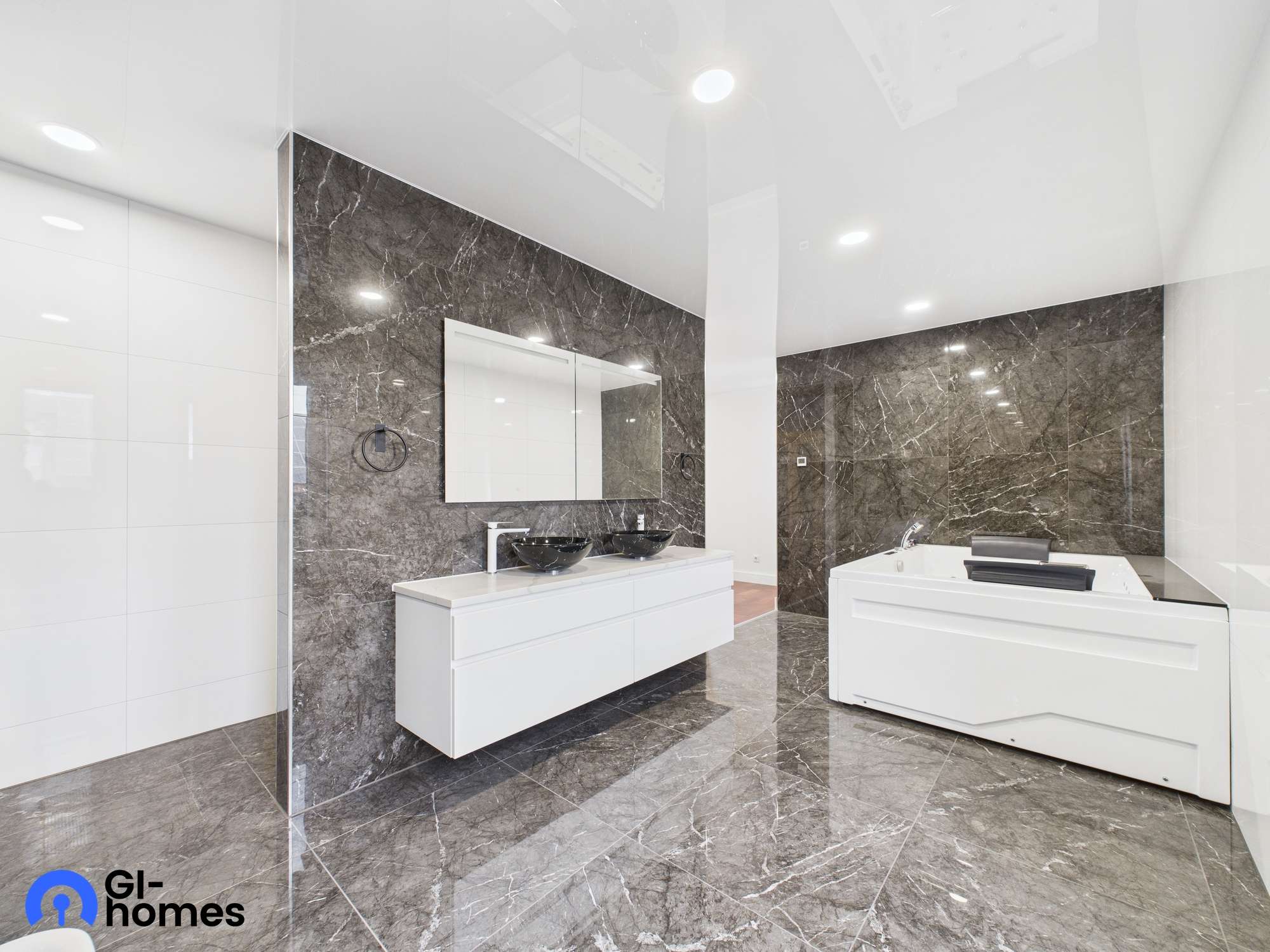 Immobilie in Hütschenhausen - Exklusives Einfamilienhaus mit Pool und Luxusausstattung in Spesbach - Bild 8