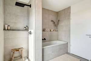 Bezugsfreies Penthouse mit Süd-Dachterrasse und Klimaanlage – Arnulfstraße 152, 80634 Neuhausen, München – Vorschaubild 4