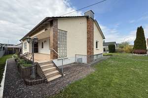 Gepflegter Bungalow in ruhiger Lage in Ingolstadt – Die vollständige Adresse der Immobilie erhältst du vom Anbieter., 85053 Südost, Ingolstadt – Vorschaubild 9