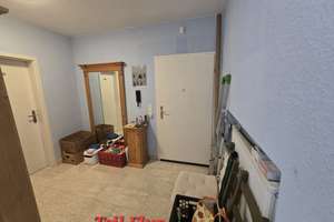 Schöne geräumige 4-Zimmer-Wohnung mit Balkon im 1.OG in Friedrichsdorf-Seulberg zu vermieten 
