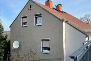 Kleines Haus am Stadtrand mit Blick!