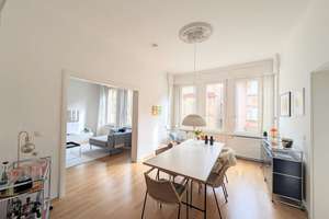 Ihr neues Zuhause - Großzügige & moderne 4-Zim.-Whg. mit Stuck, Altbauelementen, Balkon & EBK – Die vollständige Adresse der Immobilie erhältst du vom Anbieter., 70176 Rosenberg, Stuttgart – Vorschaubild 3