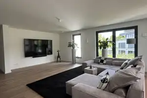 Traumwohnung am Benrather Rheinufer mit grosszügigen Einbauten – Düsseldorf – Vorschaubild 4