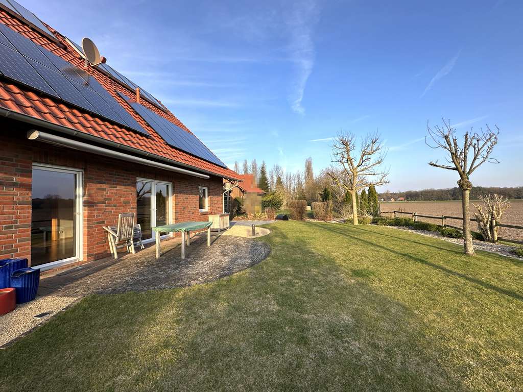 Immobilie in Ribbesbüttel - Gepflegtes Einfamilienhaus am Feldrand von Vollbüttel - Bild 4