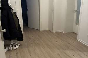 Helle und zentralgelegene 3 Zimmer Wohnung mit Balkon – Charlottenstraße x, 40211 Stadtmitte, Düsseldorf – Vorschaubild 1