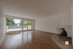 Außergewöhnliche Dachterrassenwohnung mit Kamin nahe dem Nymphenburger Schlosspark – Die vollständige Adresse der Immobilie erhältst du vom Anbieter., 81247 Obermenzing, München – Vorschaubild 4