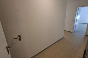 Geräumiger und heller Altbau mit Balkon in zentraler Lage – Rüdigerstraße 2, 97070 Altstadt, Würzburg – Vorschaubild 2