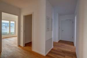 Entdecken Sie die Vorzüge dieser neuwertigen 3-Zimmer-Dachterrassenwohnung in Passing-Obermenzing! – Berduxstraße 62, 81245 Neupasing, München – Vorschaubild 11