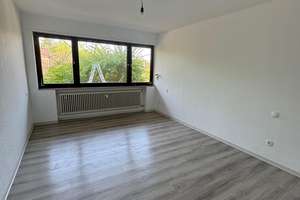 Exklusive Architektenvilla in Toplage in Heilbronn-Ost – Wohnen im Grünen mit Blick auf den Wartberg – Die vollständige Adresse der Immobilie erhältst du vom Anbieter., 74074 Heilbronn, Heilbronn – Vorschaubild 16