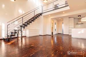 Licht, Lage, Lebensgefühl – moderne Maisonettewohnung in den Elbvororten, sofort bezugsbereit – Die vollständige Adresse der Immobilie erhältst du vom Anbieter., 22589 Sülldorf, Hamburg – Vorschaubild 2