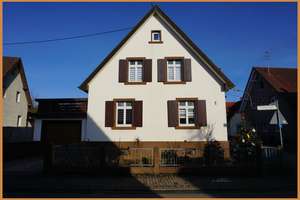 Ihr neues Zuhause mit Platz für die ganze Familie - gepflegtes 2-Familien-Wohnhaus in Zunsweier! – Die vollständige Adresse der Immobilie erhältst du vom Anbieter., 77656 Offenburg – Vorschaubild 2