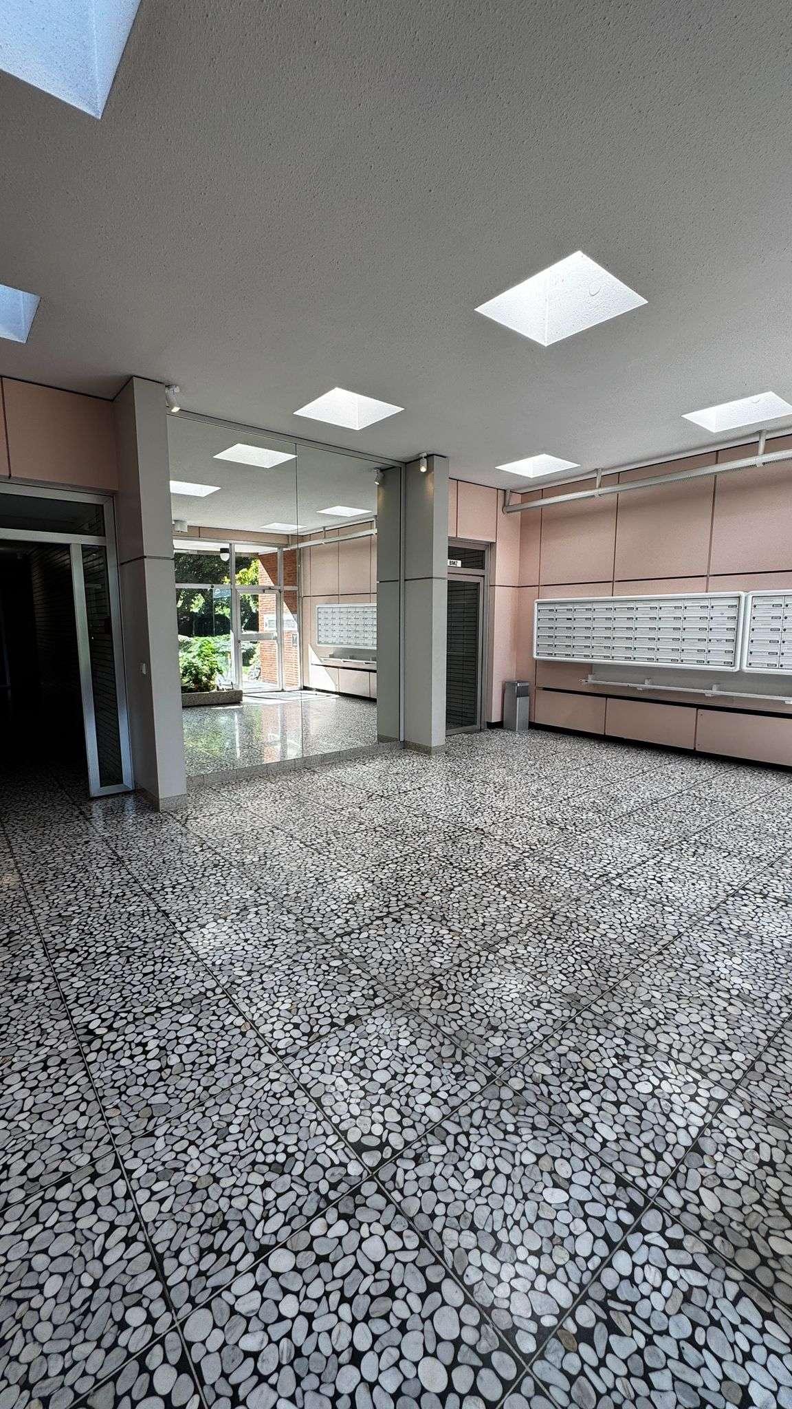 --RODENKIRCHEN--Rheinblick - attraktive 3-4 Zi. Wohnung mit großem Balkon, Köln – Bild 4