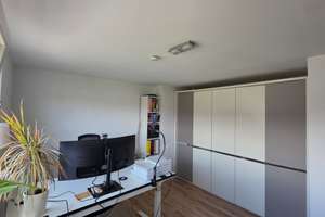 Reihenhaus zur Miete in Travemünde – 110 qm² Nutzfläche – Die vollständige Adresse der Immobilie erhältst du vom Anbieter., 23570 Travemünde, Lübeck – Vorschaubild 2