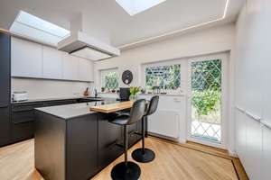 ***Sonnige Villa mit Penthousefeeling, Garten, Terrassen, Schwimmbad und Panoramablick*** – Die vollständige Adresse der Immobilie erhältst du vom Anbieter., 70839 Gerlingen – Vorschaubild 15