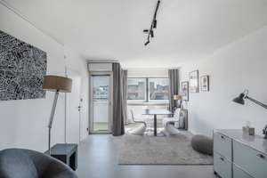 Moderne Stadtwohnung mit Südloggia in begehrter Lage nahe des Axel-Springer-Areals – Die vollständige Adresse der Immobilie erhältst du vom Anbieter., 10969 Kreuzberg, Berlin – Vorschaubild 1