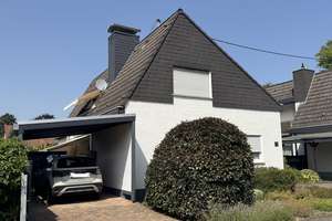 Von Anfang an wohlfühlen-gepflegte Immobilie zum Einzug...
Einfamilienhaus in Neuwied-Niederbieber – Die vollständige Adresse der Immobilie erhältst du vom Anbieter., 56567 Neuwied – Vorschaubild 2