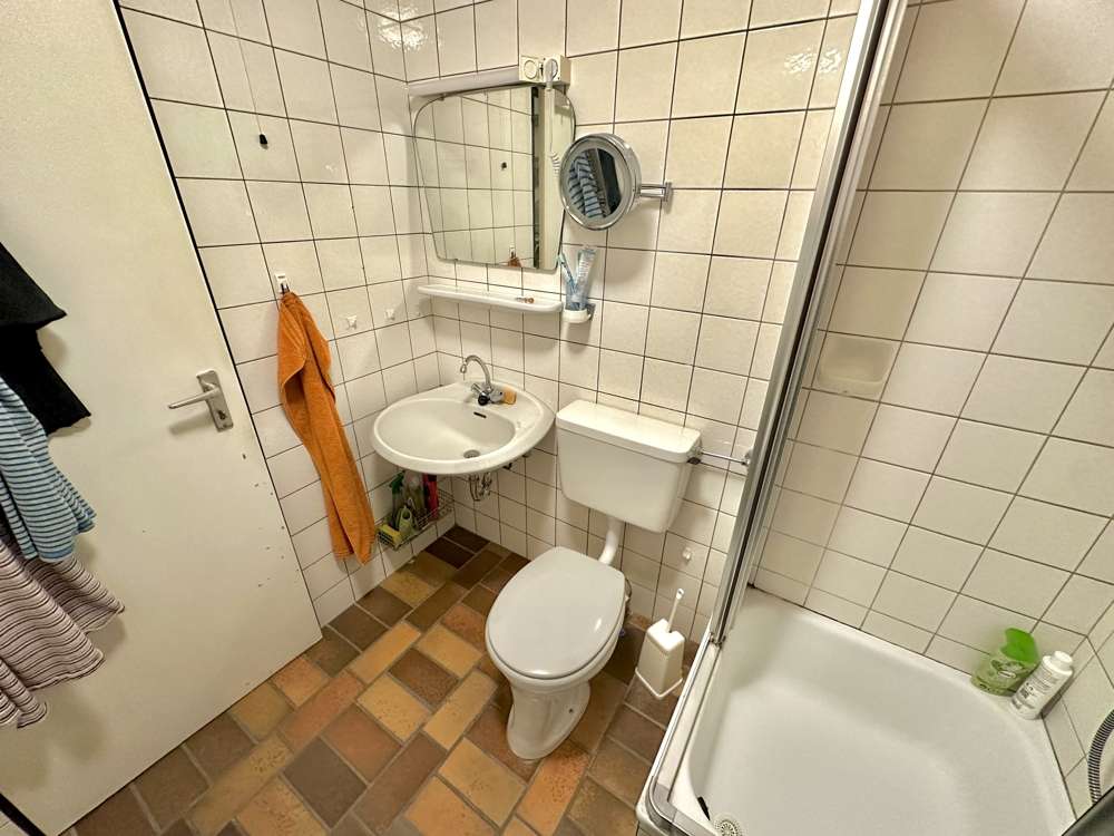 Immobilie in Ehlscheid - Großzügiges Einfamilienhaus auf gepflegtem Grundstück in der Nähe von Rengsdorf - Bild 8