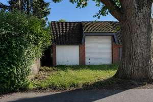 Substanzstarkes Zweifamilienhaus auf großzügigem Grundstück im Bremer Norden – Die vollständige Adresse der Immobilie erhältst du vom Anbieter., 28755 Fähr-Lobbendorf, Bremen – Vorschaubild 4