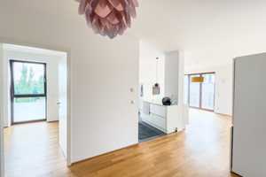 Helle 4-Zimmer-Wohnung in Top-Zustand – grün gelegen und zentral zugleich – Berlin – Vorschaubild 12