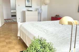 TOLLE, SEHR HELLE, GEPFLEGTE DG-WHG. IM 5.OG, WANNENBAD M. FENSTER RUHIG IM AFRIKASISCHES VIERTEL – Togostr. 00, 13352 Wedding, Berlin – Vorschaubild 9