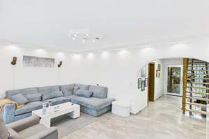 Wohntraum mit Wintergarten & Privatsphäre – Reihenendhaus in begehrter Lage von Köln-Heimersdorf – Die vollständige Adresse der Immobilie erhältst du vom Anbieter., 50767 Heimersdorf, Köln – Vorschaubild 6