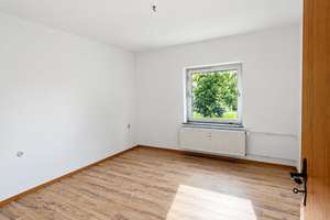 Vermietete 3-Zimmer-Wohnung – modernisiert, Fernwärme & Glasfaser – 38226 Lebenstedt, Salzgitter – Vorschaubild 5