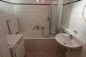 Gepflegte 2-Zimmer-Wohnung in Ingolstadt provisionsfrei – Cusanusstraße 90, 85049 Friedrichshofen-Hollerstauden, Ingolstadt – Vorschaubild 12