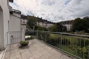 Charmante und großzügige 3-Zimmer-Altbauwohnung mit Balkon im Dortmunder Kreuzviertel – 44137 Westfalenhalle, Dortmund – Vorschaubild 5