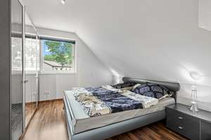 Gepflegtes Reihenendhaus mit Carport in beliebter und ruhiger Lage direkt am Rahlstedter Hegenwald – Die vollständige Adresse der Immobilie erhältst du vom Anbieter., 22143 Hamburg-Altstadt, Hamburg – Vorschaubild 17