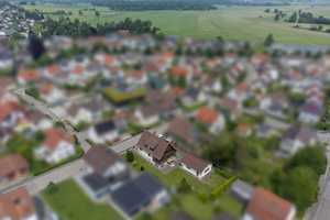 FÜR HOLZLIEBHABER! Freistehendes Einfamilienhaus mit großer Garage und schönem Garten
 – Ravensburg (Kreis) – Vorschaubild 4