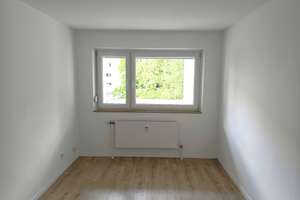 +++ Bezugsfrei +++ ohne Provision +++ top Infrastruktur +++ – Radolfzellerstraße 34, 81243 Aubing-Süd, München – Vorschaubild 4