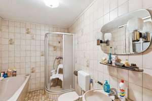 Property thumbnail 9