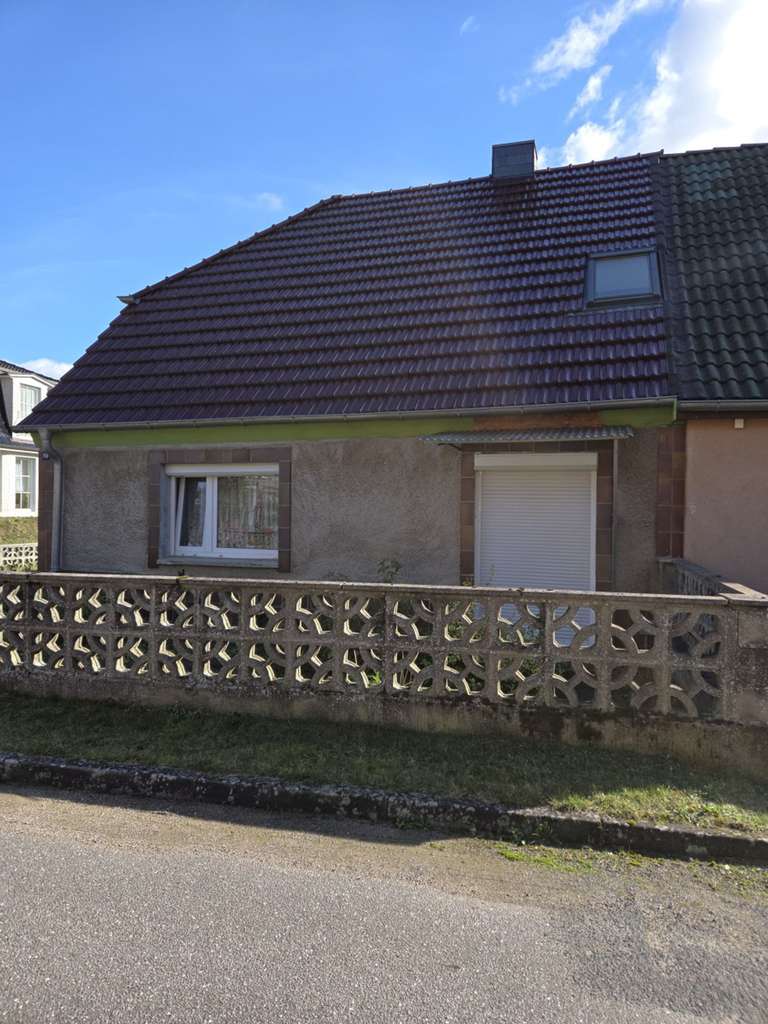 Immobilie in Rothemühl - AUS ALT MACH NEU - FLEISSIGE HANDWERKER GESUCHT - GROSSES GRUNDSTÜCK - SCHÖNE LAGE - Bild 1