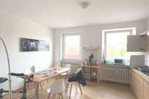Urban wohnen: Helle 3-Zimmer-Wohnung in der Innenstadt – Meller Str 4, 49074 Innenstadt, Osnabrück – Vorschaubild 2