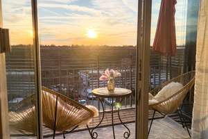 Stilvolle 2-Raum-Penthouse-Wohnung mit gehobener Innenausstattung mit EBK in München Moosach – Dachauerstrasse 176, 80992 Alt-Moosach, München – Vorschaubild 10