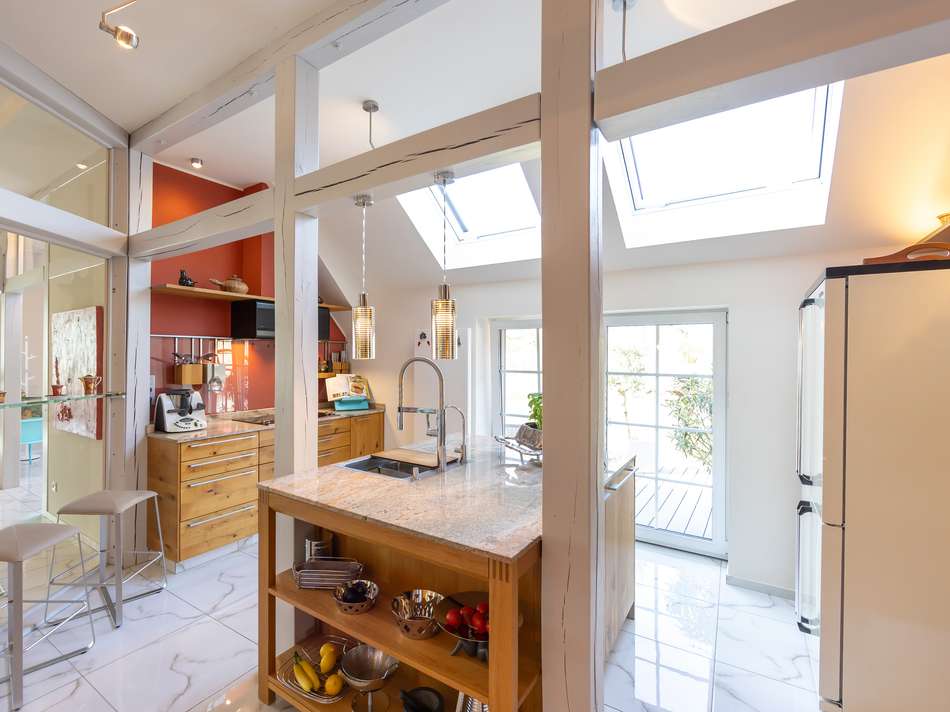 Küche (optional zu erwerben)