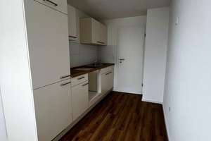 Modern renovierte 2‑Zimmer‑Wohnung mit Einbauküche