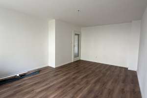 Modernisierte 3-Zimmer-Wohnung mit Balkon in ruhiger Lage – Franz-Wolter-Straße 18, 81925 Oberföhring, München – Vorschaubild 5