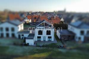 Stadtvilla mit SEEBLICK – Die vollständige Adresse der Immobilie erhältst du vom Anbieter., 31191 Algermissen – Vorschaubild 3