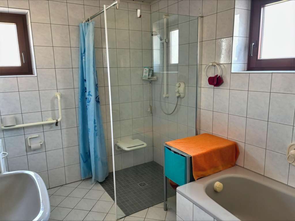 Immobilie in Steinefrenz - Einfamilienhaus mit Baugrundstück - Bild 4