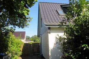 Erbbaurecht: Modernisierte DHH mit Garage, Nebengebäude und Garten – Die vollständige Adresse der Immobilie erhältst du vom Anbieter., 22417 Langenhorn, Hamburg – Vorschaubild 2