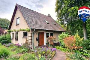 OHNE KÄUFERPROVISION:
Einfamilienhaus mit Einliegerwohnung - Teichgrundstück – Heidekreis – Vorschaubild 1
