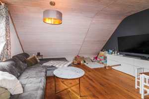 Zweifamilienhaus mit großem Sonnengarten, Ausbaupotenzial und Doppelgarage in ruhiger Lage – Fürstenfeldbruck (Kreis) – Vorschaubild 14