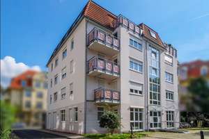 Eigennutzer aufgepasst: 5-Zimmer-Wohnung über 2 Etagen und mit 2 Balkonen in Dresden – Die vollständige Adresse der Immobilie erhältst du vom Anbieter., 1277 Striesen-Ost, Dresden – Vorschaubild 1