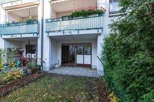 Terrasse mit eigenem Garten, Tageslichtbad, Einbauküche, etc. Wohlfühlen in Seidnitz. – Suttnerstraße 14, 1237 Seidnitz/Dobritz, Dresden – Vorschaubild 3