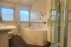 Leben, genießen, entspannen – Großes Traumhaus mit Pool, Kamin & Charme! – Die vollständige Adresse der Immobilie erhältst du vom Anbieter., 90610 Winkelhaid – Vorschaubild 4
