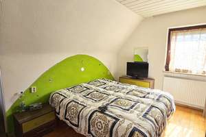 Mehrfamilienhaus mit drei Wohneinheiten, zwei Garagen und herrlichem Blick!!! – Die vollständige Adresse der Immobilie erhältst du vom Anbieter., 70327 Wangen, Stuttgart – Vorschaubild 22