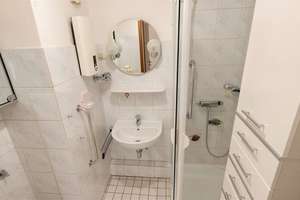 2-Zimmer-Wohnung in ruhiger Wohnlage mit Loggia – Bonn-Hardtberg – Die vollständige Adresse der Immobilie erhältst du vom Anbieter., 53123 Duisdorf, Bonn – Vorschaubild 10