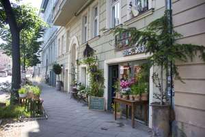Bezugsfreie 2-Zimmer-Wohnung mit Altbau-Flair und modernem Tageslicht-Badezimmer, jetzt besichtigen – Rennbahnstrasse 24, 13086 Weißensee, Berlin – Vorschaubild 14